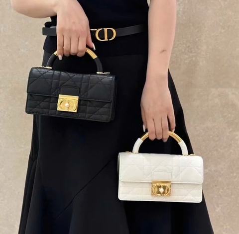 Túi Di Ange Caro Quai Sắt Khóa Ngọc Size 20cm 4401