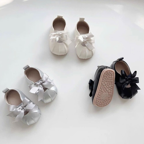 Giày da tập đi 2 nơ vải mềm chống trượt cho bé gái