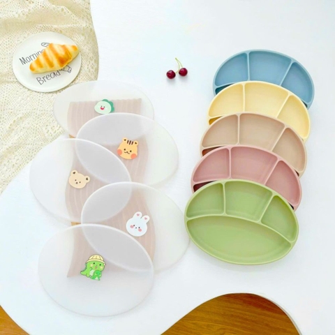 Khay ăn dặm silicon oval có nắp cho bé