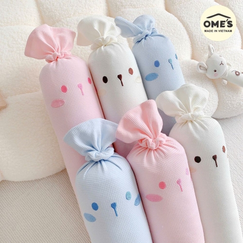 Gối ôm waffle thêu hình thỏ Ome's cho bé