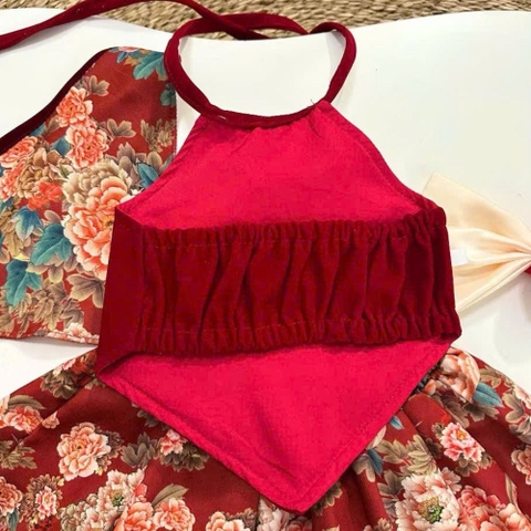 Set yếm nhung đỏ váy hoa kèm khăn trùm đầu cho bé