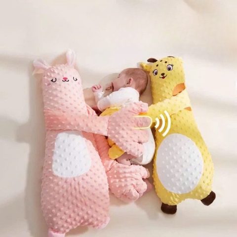 Gấu bông hạt đậu ru ngủ vỗ mông kèm bộ điều khiển