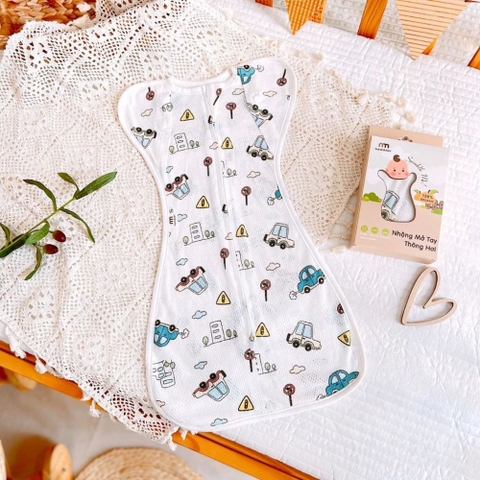 Nhộng chũn thông hơi mở tay Nami Baby cho bé