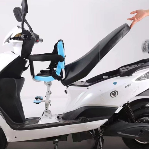 Ghế ngồi xe máy đa năng cho bé