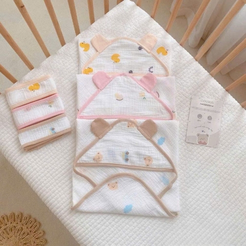 Ủ choàng xô muslin kèm đai tai gấu Monona cho bé