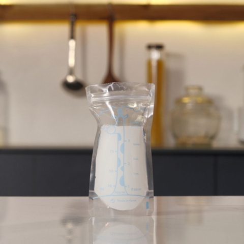 Túi trữ sữa Unimom đa năng 100ml hộp 30 túi