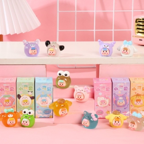 Hộp đồ chơi charm bí ẩn cho bé
