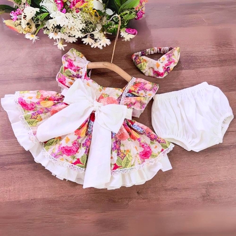 Đầm hoa Lolita cánh tiên kem Turban cho bé