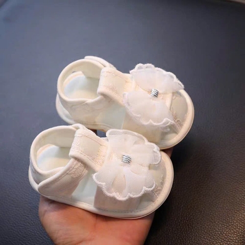 Giày vải ren tập đi kem chống trượt cho bé gái