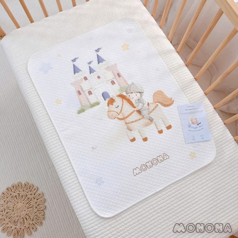 Tấm lót chống thấm họa tiết cổ tích Monona