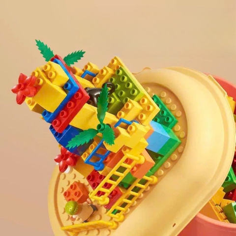 Đồ chơi lego lắp ráp kèm thùng đựng