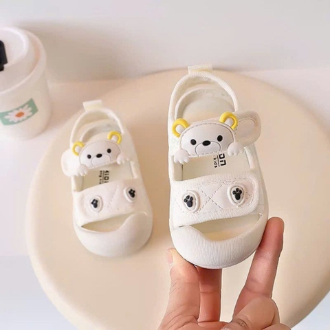 Giày sandal tập đi hình gấu 3D cho bé