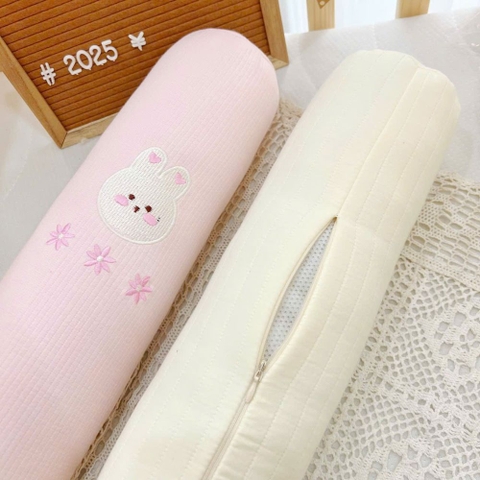 Gối ôm trần bông Hàn thêu Ome's cho bé