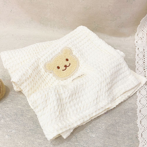 Chăn lưới cao cấp xuất Hàn thêu hình thú xù