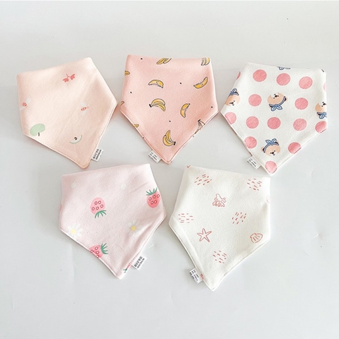 Set 5 yếm tam giác họa tiết dễ thương cho bé