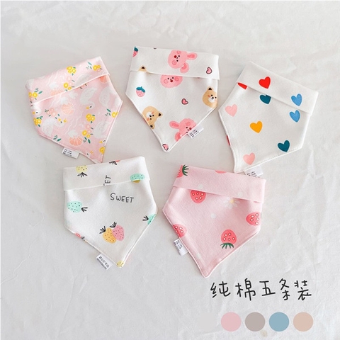 Set 5 yếm tam giác họa tiết dễ thương cho bé