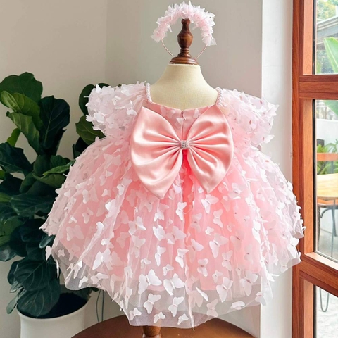 Đầm ren cách bướm siêu xinh