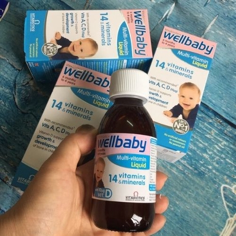 Vitamin tổng hợp Wellbaby Multi-vitamin Liquid Anh 150ml