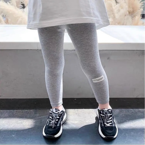 Quần legging tăm nhiều màu đính phụ kiện bé gái