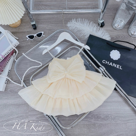 Đầm xoè hai dây nơ ngực đính ngọc