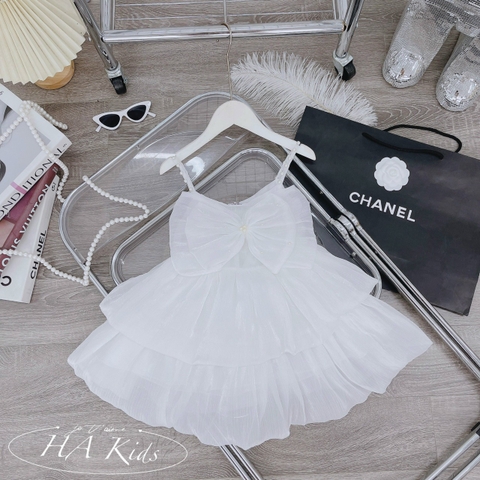 Đầm xoè hai dây nơ ngực đính ngọc
