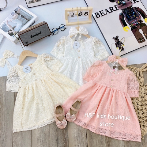Đầm ren 3 cúc kèm tuban