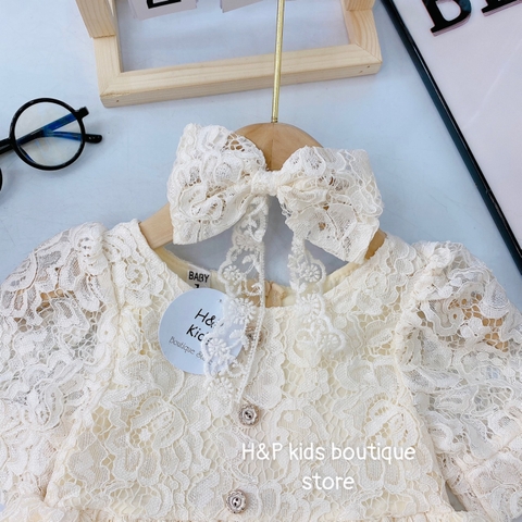 Đầm ren 3 cúc kèm tuban