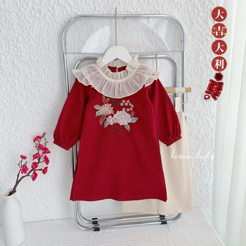 Set áo dài đỏ cổ viền bèo thêu hoa
