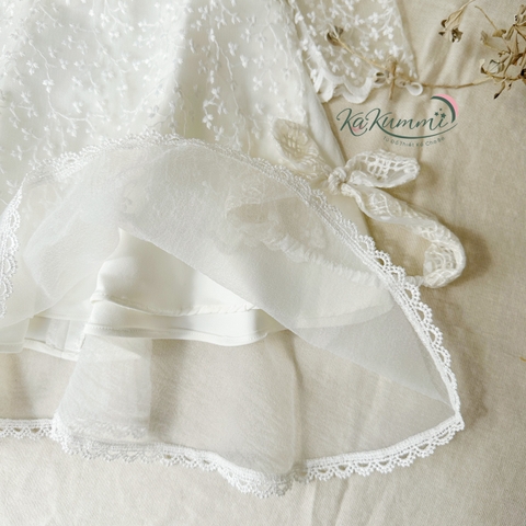 Set áo dài ren trắng phối chân váy