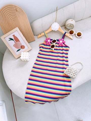 Đầm hai dây kẻ đính hoa cotton tăm