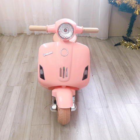 Xe điện Vespa dành cho bé gái kiểu dáng basic