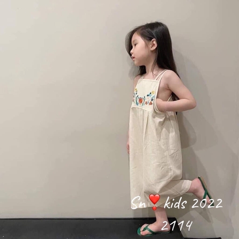 Jump kem thêu hoa bé gái
