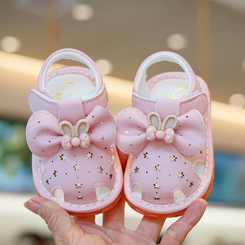 Sandal rọ tập đi đính nơ cho bé gái