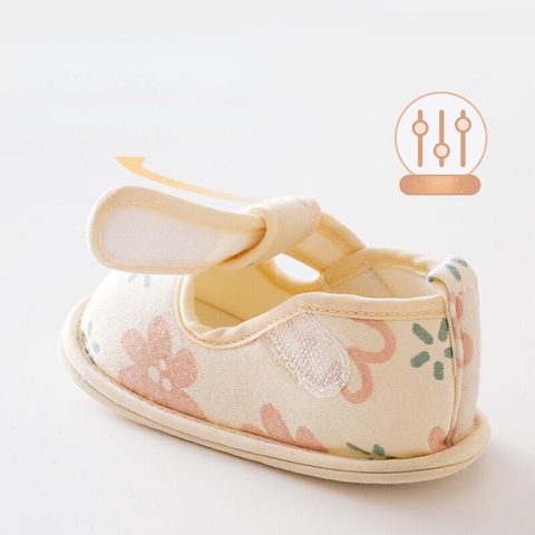 Giày tập đi quai dán đế mềm họa tiết dễ thương