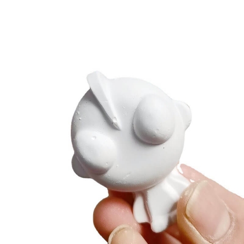 Tượng tô mini kèm màu mẫu ngẫu nhiên cho bé