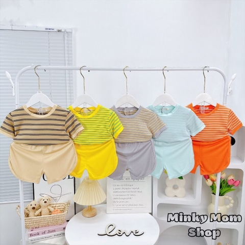 Bộ Minky Mom ngắn tay thun sọc dệt quần vát