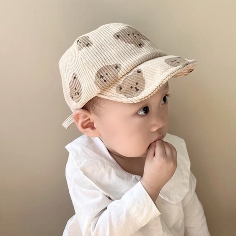Mũ lưỡi trai vải nhung in hình gấu