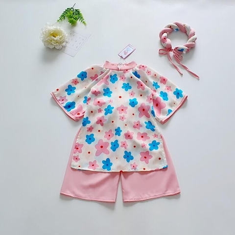 Áo dài cách tân lụa mango hoa nhí kèm tuban