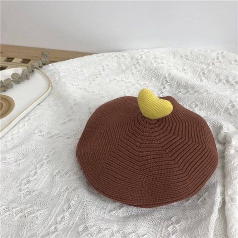 Mũ beret len dệt cho bé