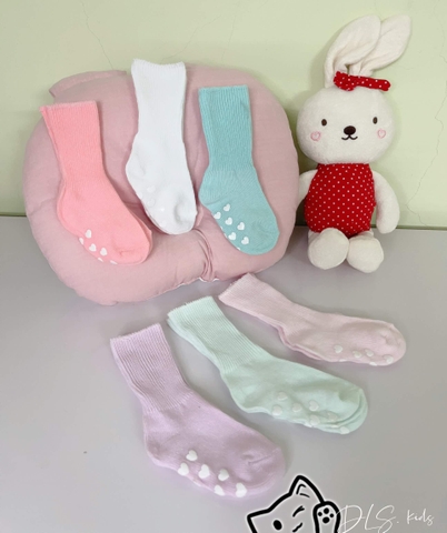 Set vớ cotton chống trượt cho bé