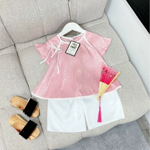 Set áo gấm cúc lệch tay xoè quần lụa cho bé gái