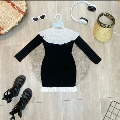 Đầm body cổ viền bèo bé gái