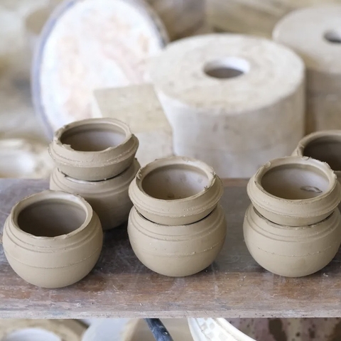 Lư Gốm Đốt Nụ Nhang Phước Tích – Incense Cone Holder - Bèo Tấm