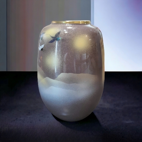 Bình cắm hoa vẽ Hạc - Gốm Kutani có triện