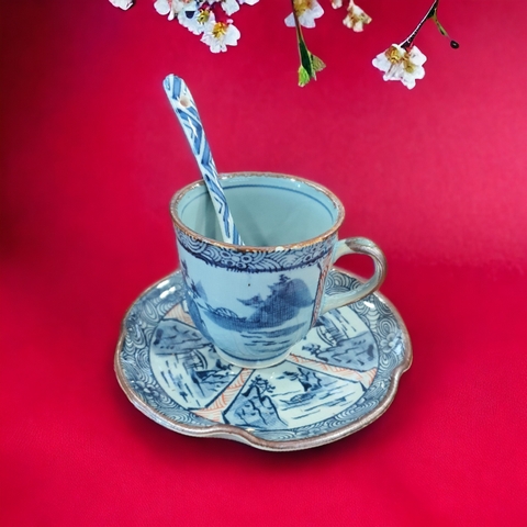 Ly trà chiều độc ẩm men lam nung củi - Sứ Arita Nhật