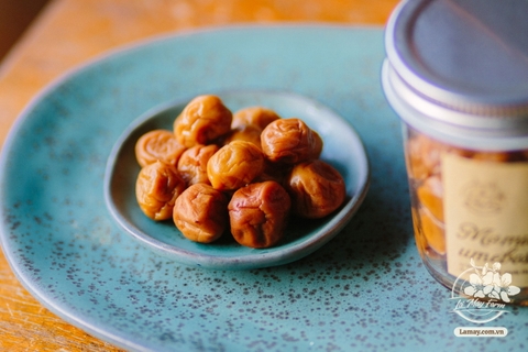 Mơ muối Umeboshi – Lá Mây Farm