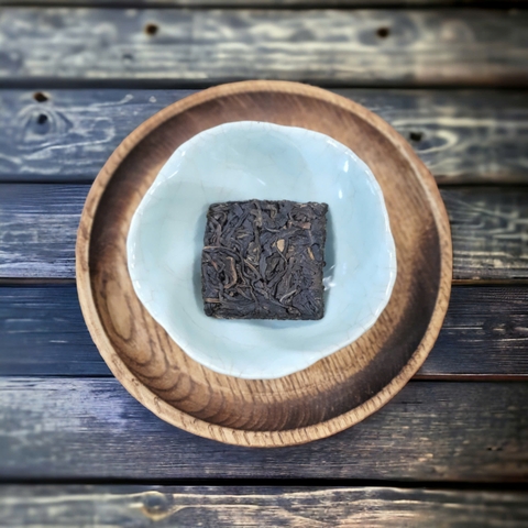 Hộp trà quà tặng (Hồng trà, Bạch Trà, Búp tím lên men, Phổ nhĩ Quýt) - Tea gift box of 4 tea (white tea, black tea, fermented tea)