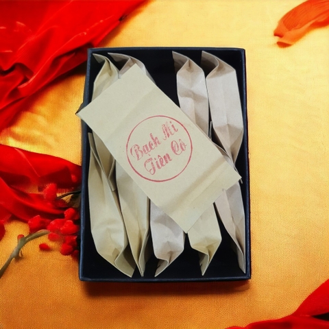 Bạch trà chốt (đỉnh) Hà Giang - 1 gói (White tea from Shan tea)