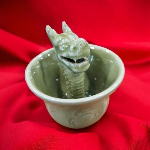 Ly "tham thì thâm" đầu rồng (Pythagoras men ngọc)