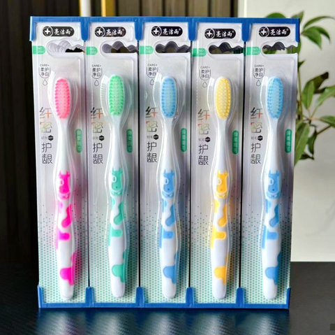 BÀN CHẢI ĐÁNH RĂNG NHIỀU MÀU T0543